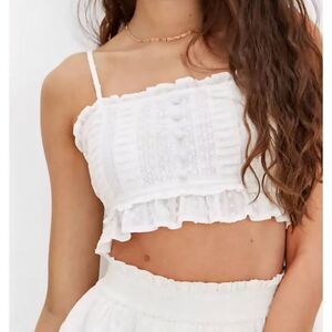 American Eagle Cami Crop Top Women's Small White Lace Ruffle Cotton Smocked
